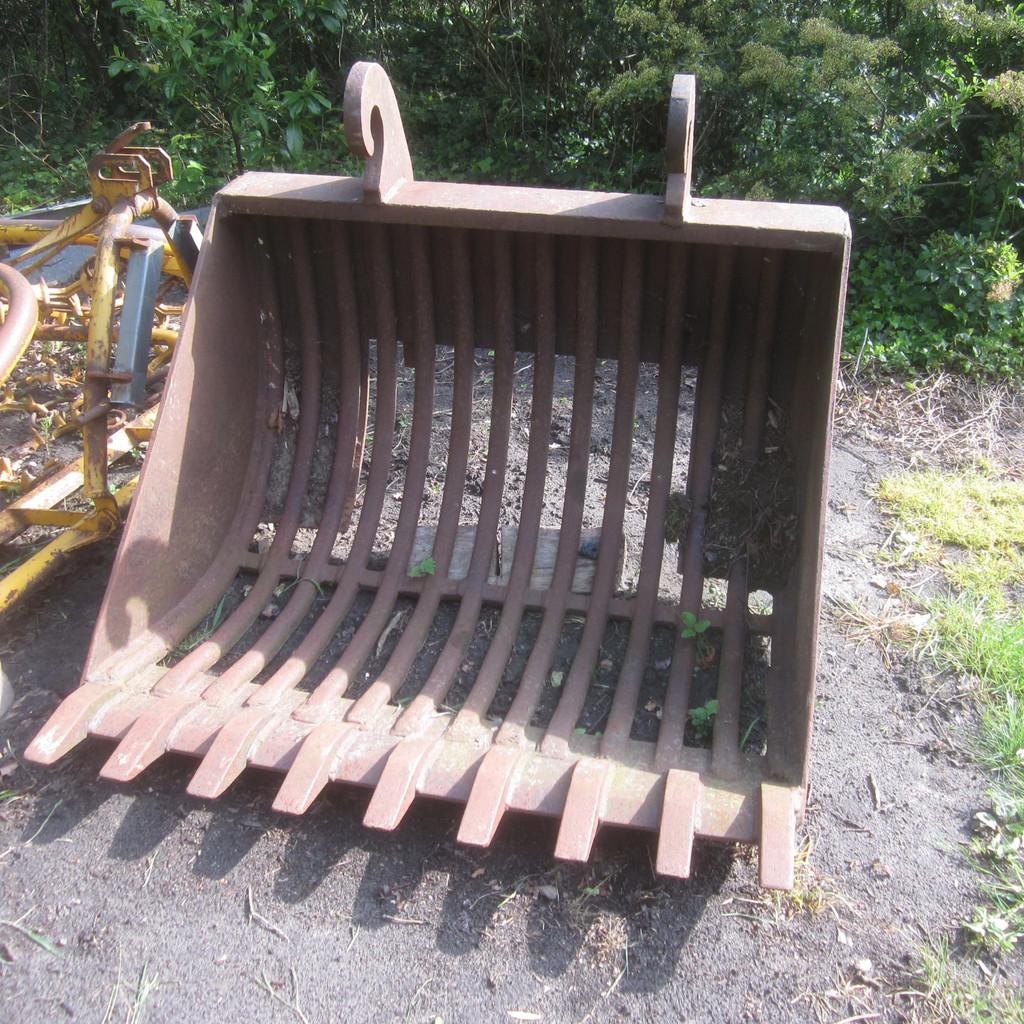 Atlas puinbak met tanden, Graafmachine
