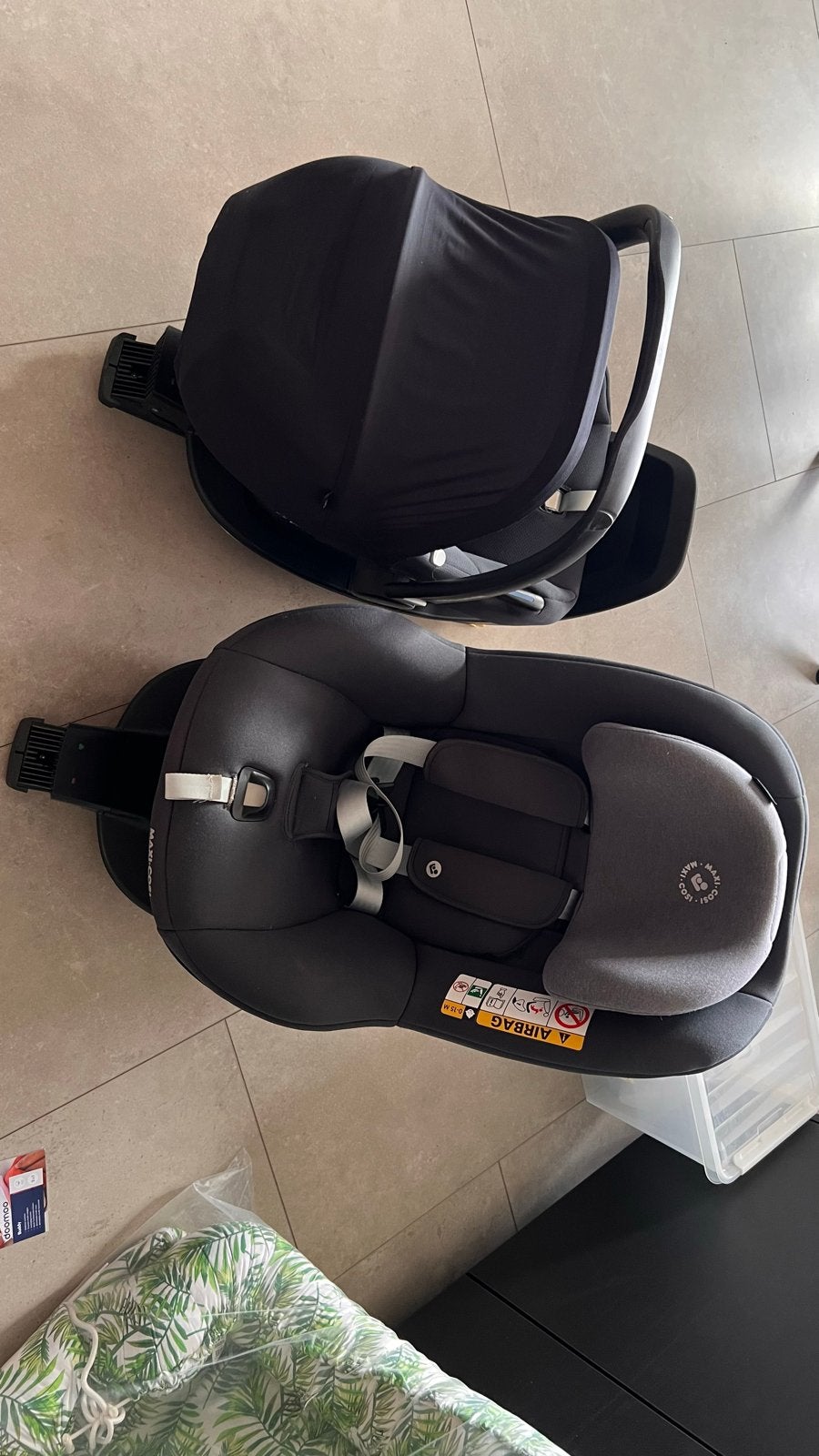 Maxi-Cosi Tinca en Pearl autoset, Ophalen, Autogordel of Isofix, Verstelbare rugleuning, Zo goed als nieuw