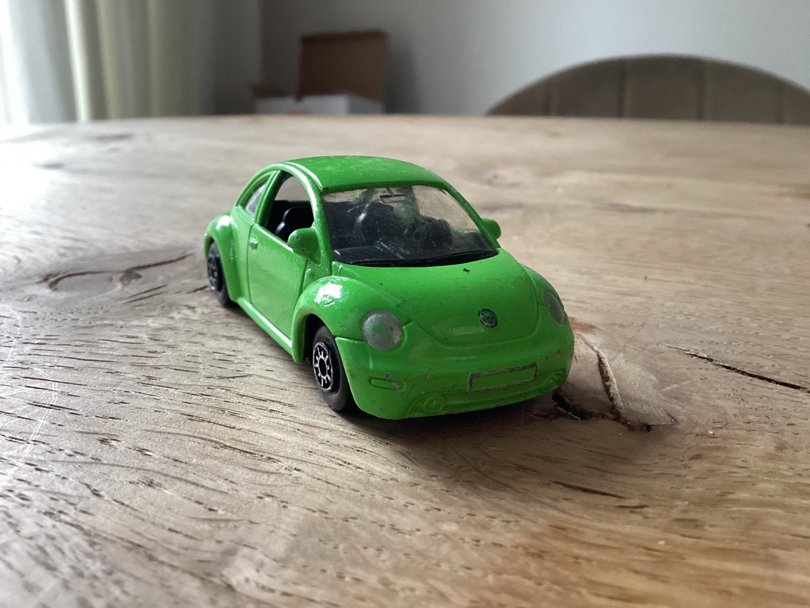 Welly Volkswagen New Beetle 1:63 Groen –  nr. 2081, Ophalen of Verzenden, Gebruikt, Auto