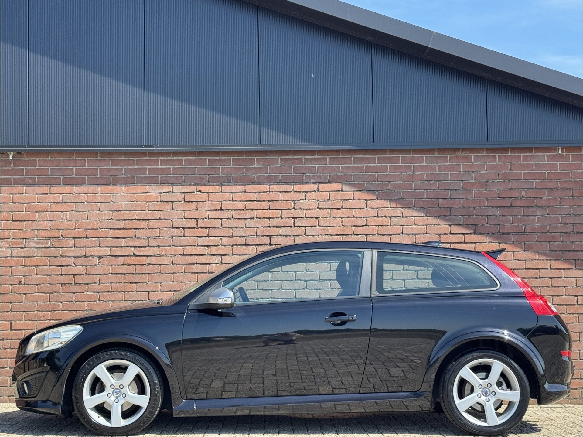 Volvo C30 1.6 R-DESIGN | NL-AUTO | 1E EIG | LEDER | CRUISE!, Auto's, Volvo, Voorwielaandrijving, 1596 cc, 101 pk, Gebruikt