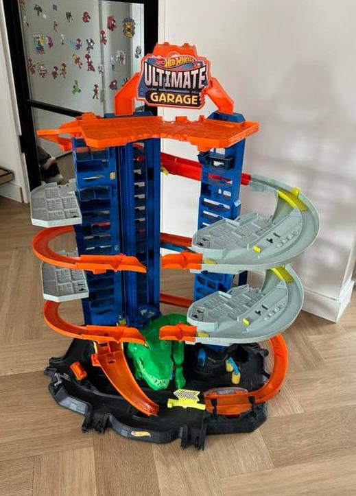 Hot Wheels City Ultimate Garage Robo T-Rex, Ophalen, Hot Wheels, Handmatig, Racebaan