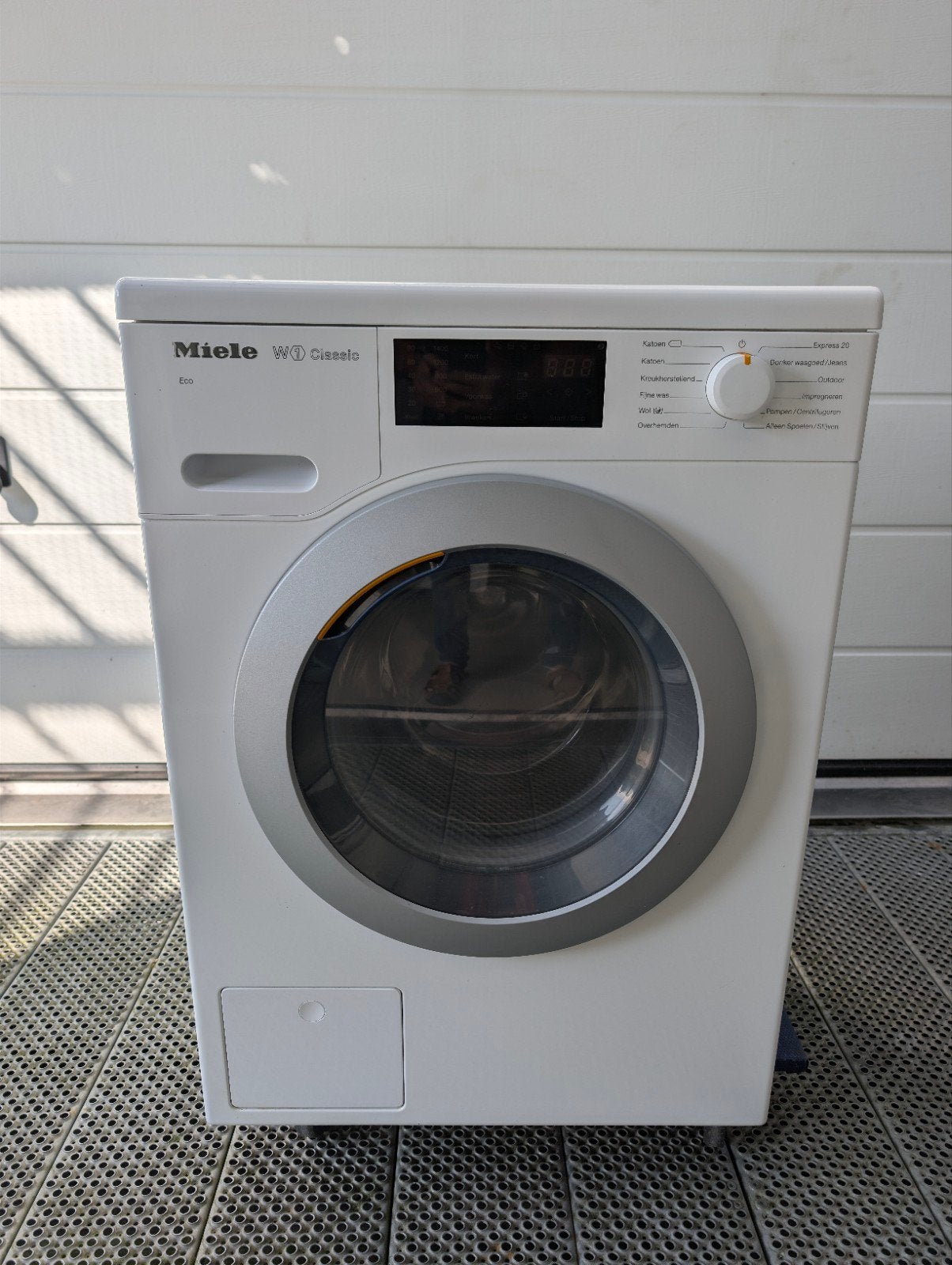 Miele W1 Classic WDB020 Wasmachine - Zo goed als nieuw, 1200 tot 1600 toeren, Ophalen of Verzenden, Zo goed als nieuw, 85 tot 90 cm