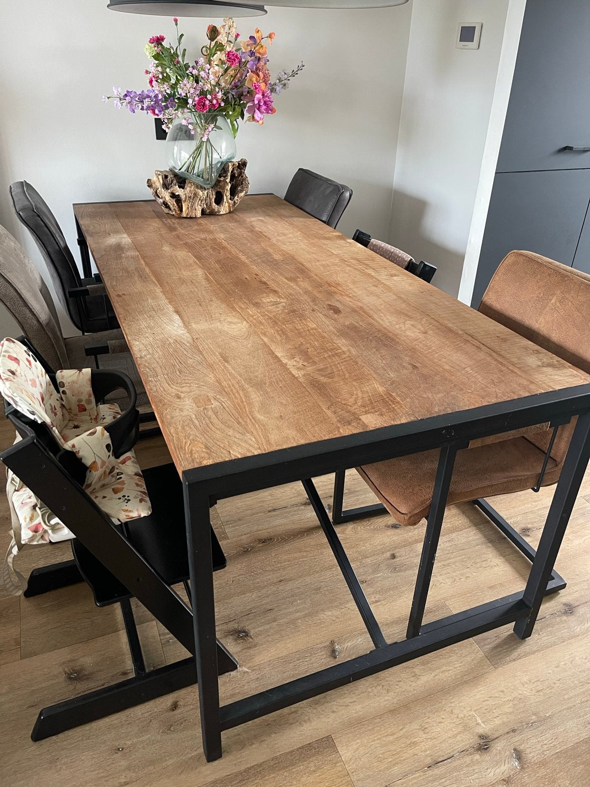 Houten eettafel met metalen X-frame - 200x90cm, Ophalen, Gebruikt, 50 tot 100 cm, 150 tot 200 cm