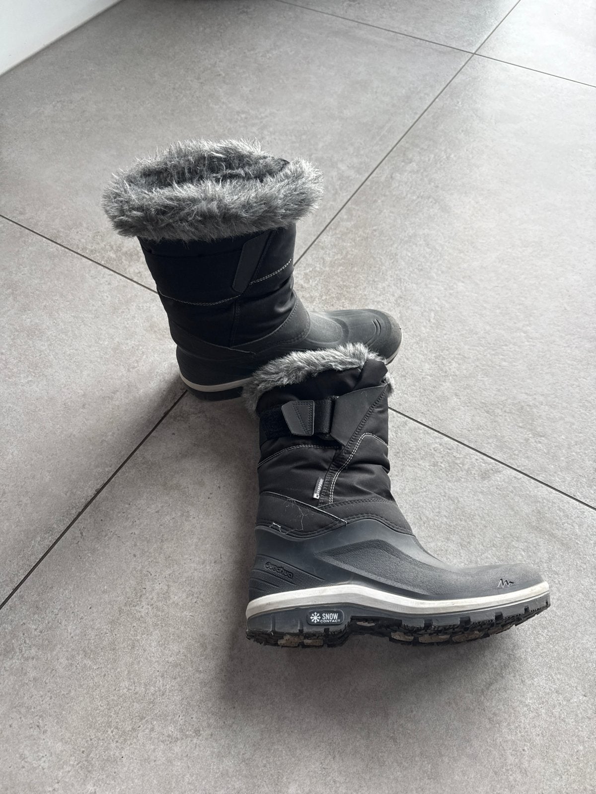Quechua Snowcontact Snowboots Maat 38, Kleding | Dames, Ophalen of Verzenden, Gedragen, Zwart, Snowboots