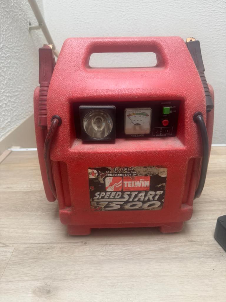 Teiwin Speed Start 500 Jumpstarter met lamp, Ophalen, Gebruikt