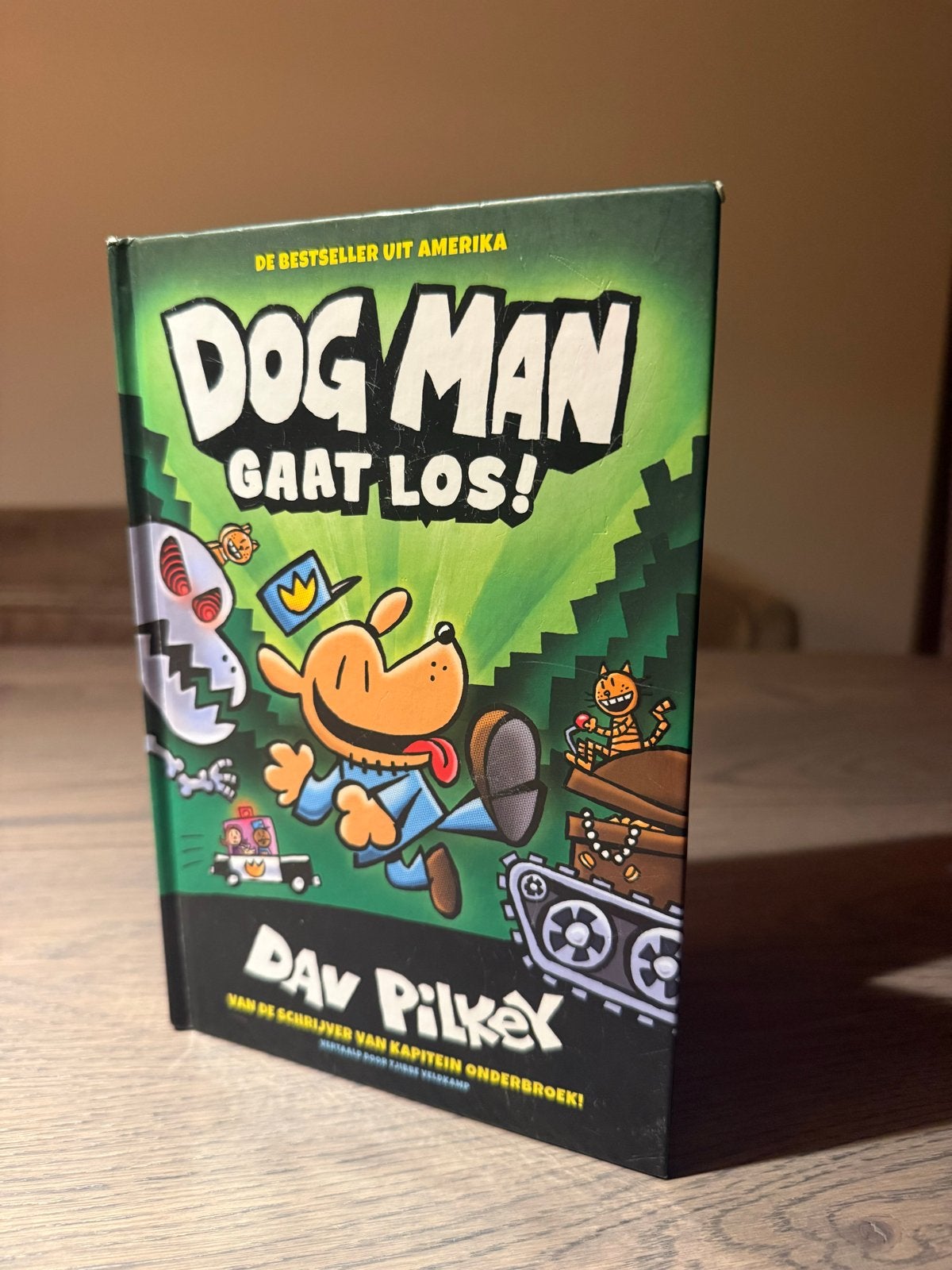 Dog Man: Gaat Los! | Dav Pilkey, Ophalen of Verzenden, Zo goed als nieuw, Fictie
