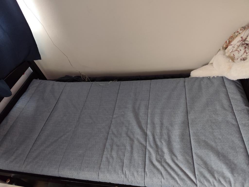 IKEA Ågotnes mattress, Huis en Inrichting, Slaapkamer | Matrassen en Bedbodems, Ophalen, 90 cm, Eenpersoons, Zo goed als nieuw