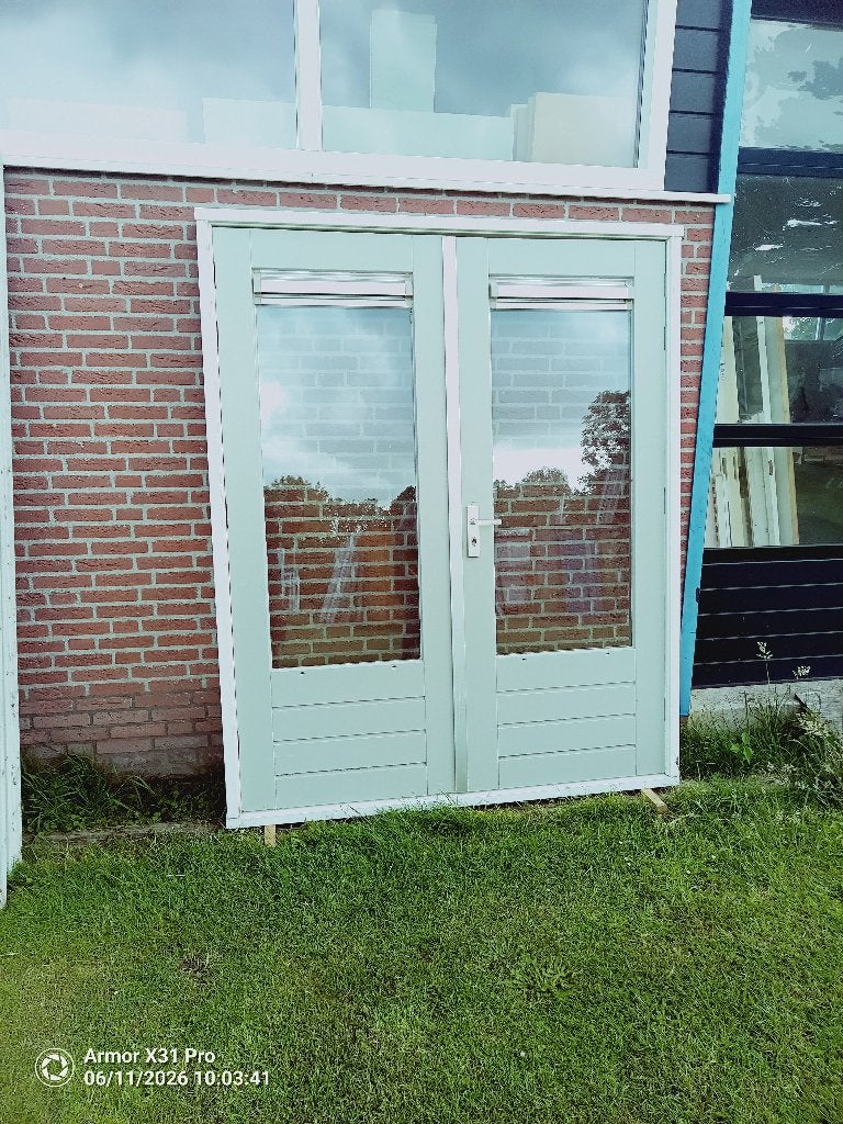 2 gebruikte deuren met dubbel glas en nieuw kozijn., Ophalen, Gebruikt, Buitendeur, Glas