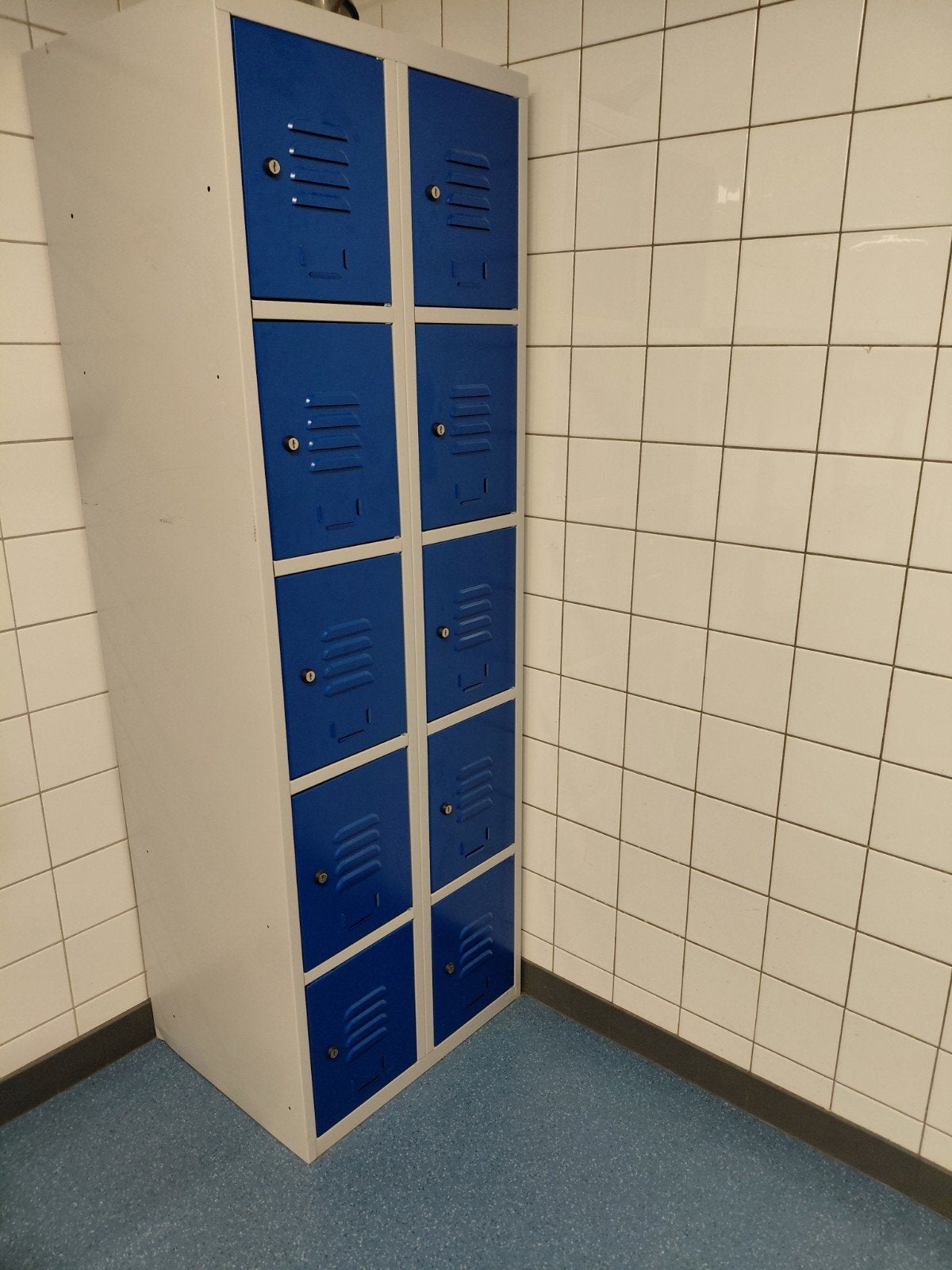 6 Nieuwe 10-vaks Lockerkasten met 2 Sleutels per Kastje, Ophalen, Nieuw, Modern, Functioneel