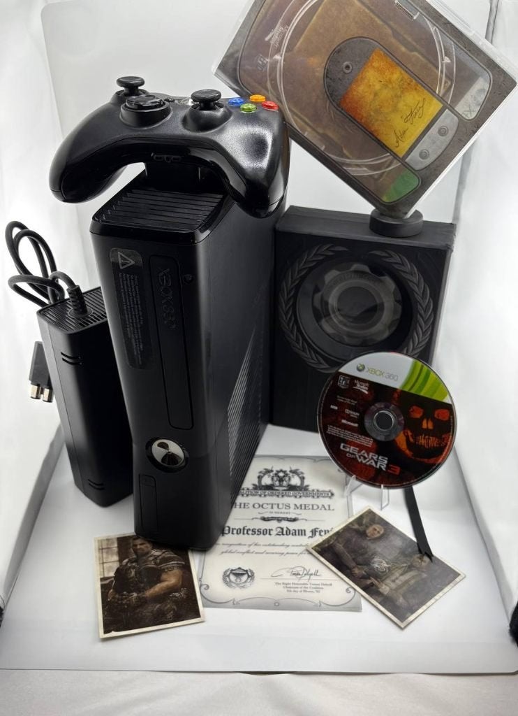 Xbox 360 Slim Gears of War 3 Limited Edition | Getest, Overige typen, Ophalen of Verzenden, Zo goed als nieuw, Draadloos
