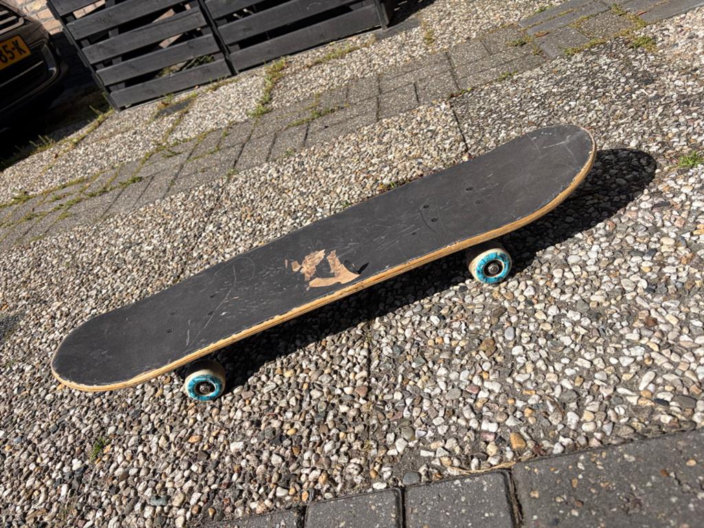 Skateboard - 5,- euro, Ophalen, Gebruikt, Skateboard