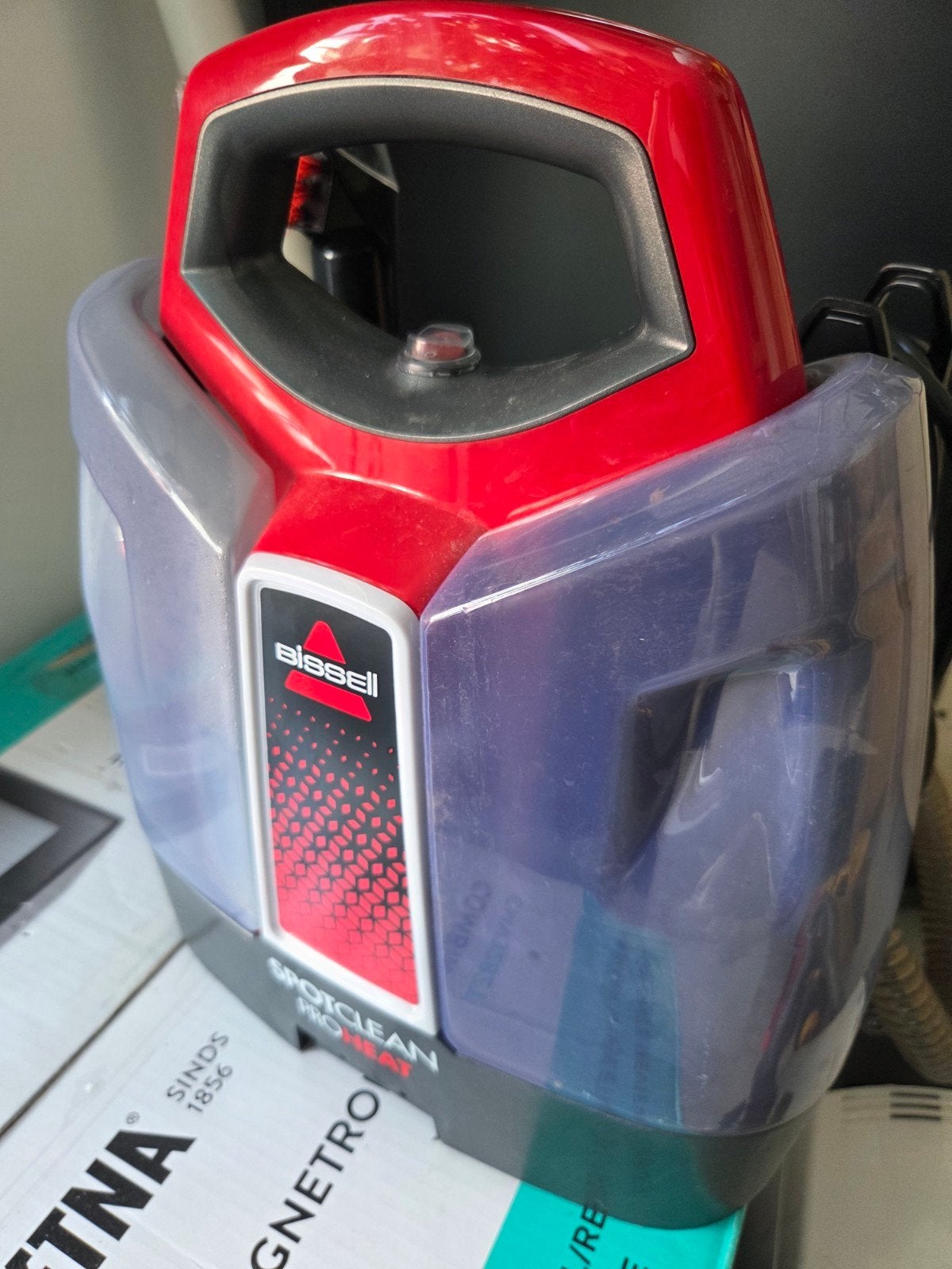 BISSELL MultiClean Spot & Stain Vlekkenreiniger, Witgoed en Apparatuur, Stofzuigers, Overige merken, Gebruikt, Vloerreiniger, Reservoir