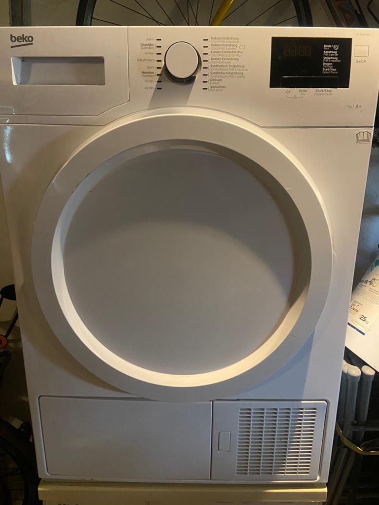Defect Beko wasdroger / condensdroger, 6 tot 8 kg, Ophalen, Condens, 85 tot 90 cm