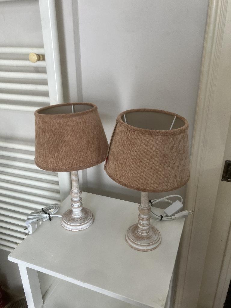 Twee tafellampen met orange kappen - landelijke of brocante, Ophalen of Verzenden, Zo goed als nieuw, Hout