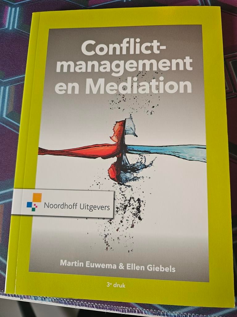 Conflictmanagement en Mediatie - 3e druk, Boeken, Martin Euwema & Ellen Giebels, Zo goed als nieuw, Gamma, HBO