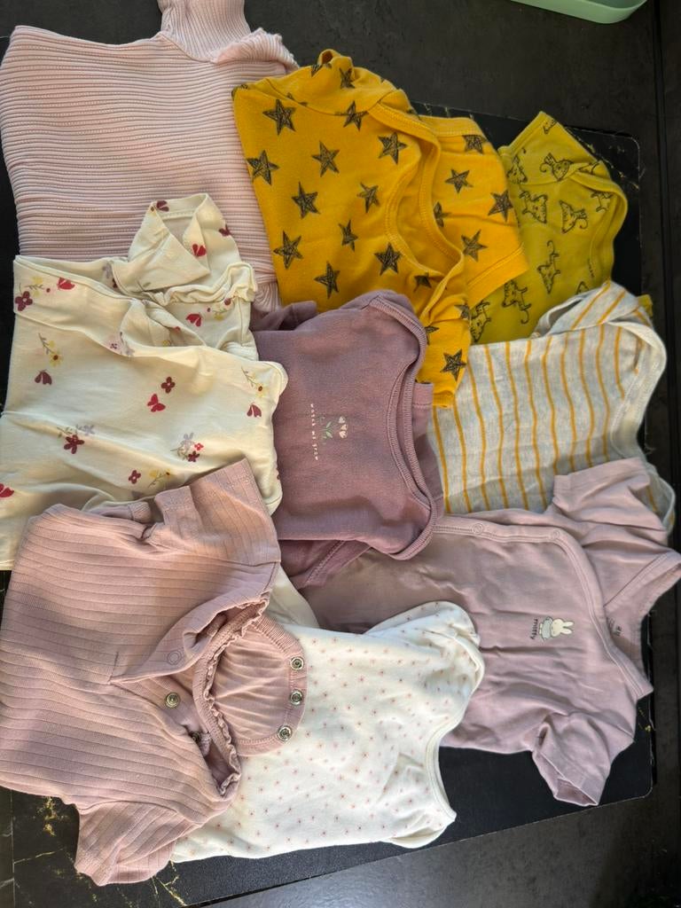 Diverse rompers (2 foto's), Ophalen of Verzenden, Gebruikt, Maat 68