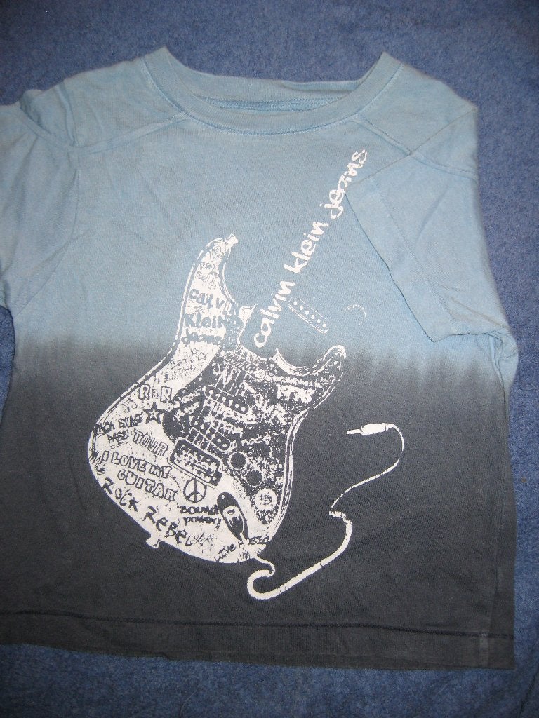 Blauw T-shirt, 92/98, Calvin Klein, Kinderen en Baby's, Ophalen of Verzenden, Zo goed als nieuw, Jongen, Shirt of Longsleeve