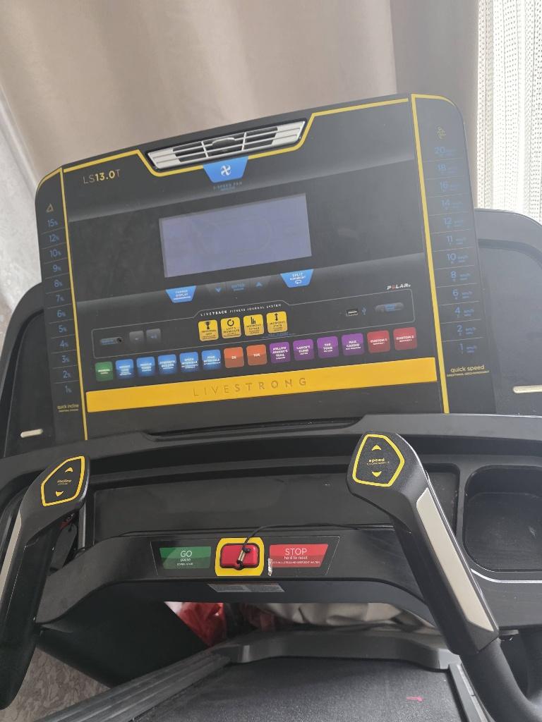 Loopband Livestrong LS13.0T., Ophalen, Gebruikt, Buik, Loopband