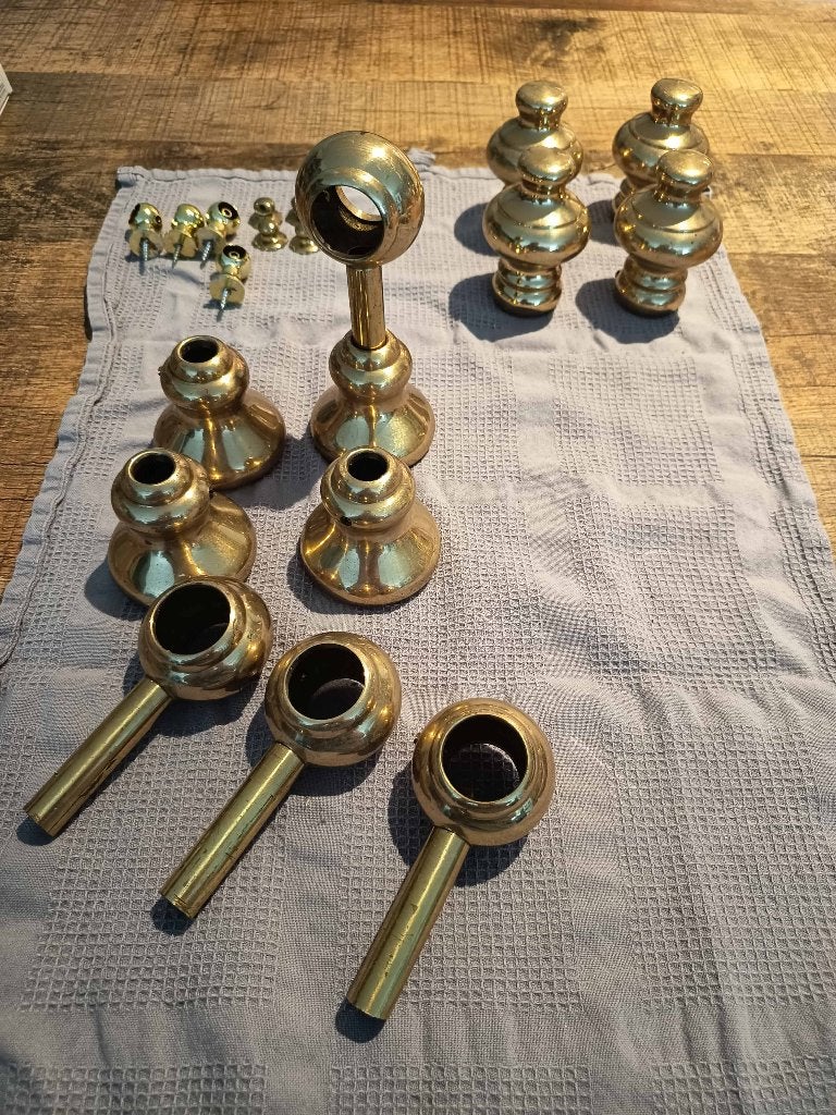 2 sets Klassieke Messing Gordijnsteunen en Eindknoppen, Gebruikt, Overige merken, Metaal, Ophalen of Verzenden