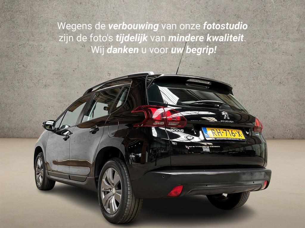 Peugeot 2008 1.2 PureTech Sport (APPLE CARPLAY, NAVIGATIE, C, Voorwielaandrijving, 12 maanden, Stof, Parkeersensor