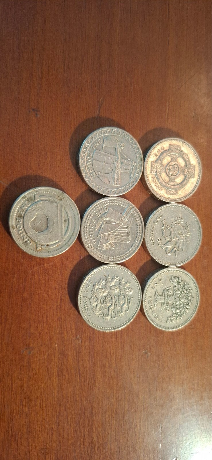 Set van 7 Britse 1 Pond munten 1987,95,96,2002,04,05,06, Ophalen of Verzenden, Overige landen, Setje