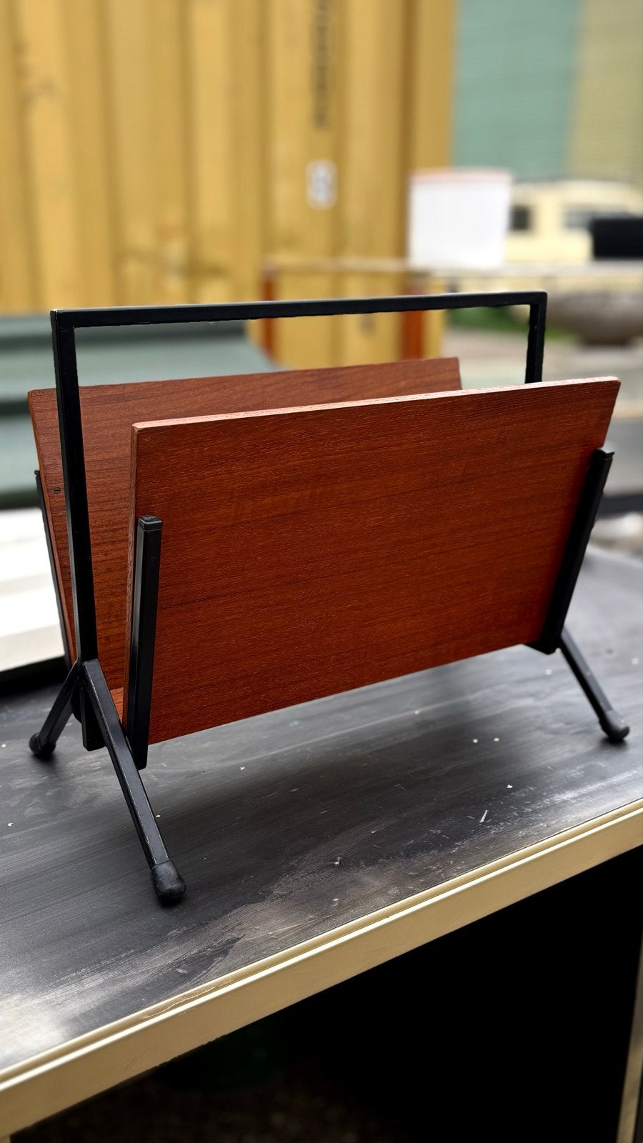 Vintage Krantenbak - in stijl van Cees Braakman, Gebruikt, Hout, Krantenbak, Geschikt voor vinyl