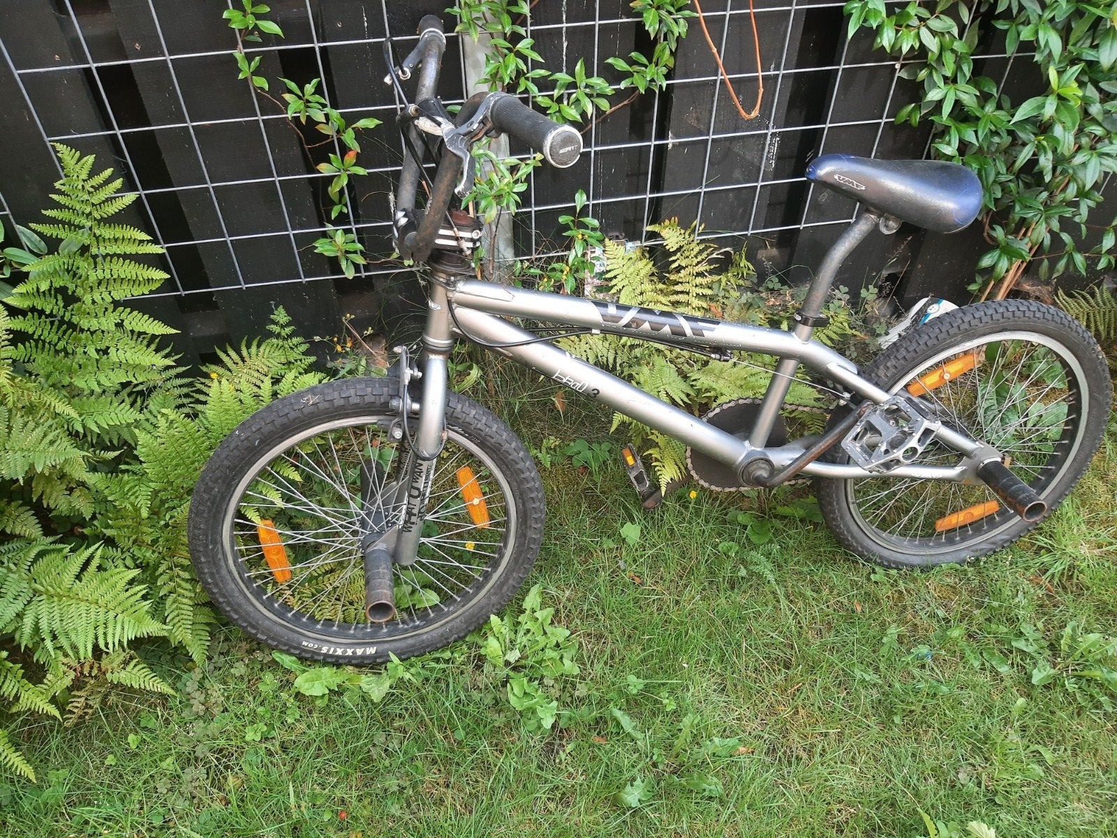 Stunt BMX UMF Brad3 20" met pegs, Fietsen en Brommers, Fietsen | Crossfietsen en BMX, Ophalen, Gebruikt, Staal, 20 tot 24 inch