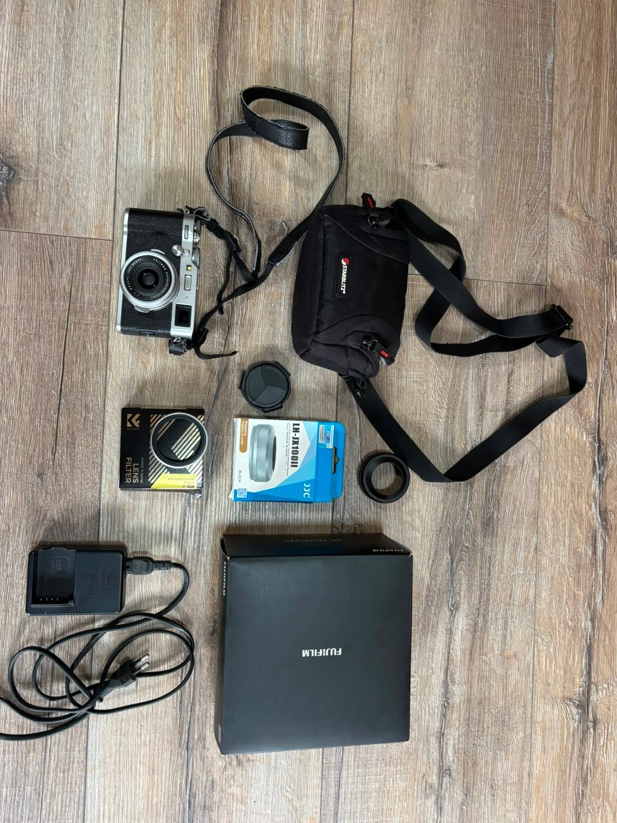 Fujifilm X100F Compactcamera - Zilver/Zwart, Ophalen, Gebruikt, Fujifilm, Compactcamera