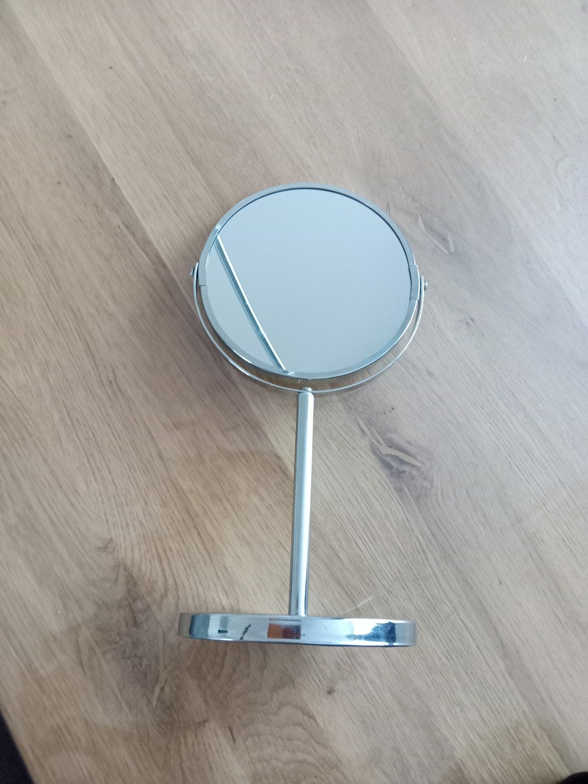 Scheer makeup  vergroot spiegel op voet, Huis en Inrichting, Woonaccessoires | Spiegels, Minder dan 50 cm, Gebruikt, Rond, Ophalen of Verzenden