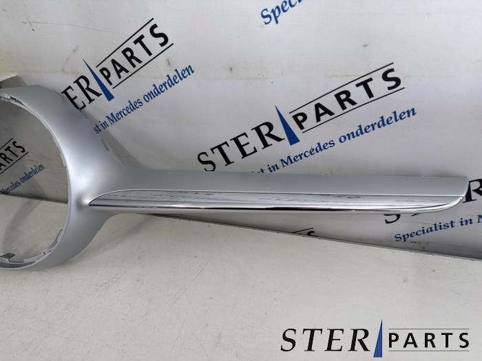Grille van een Mercedes E-Klasse, Gebruikt, -, Ophalen of Verzenden, -