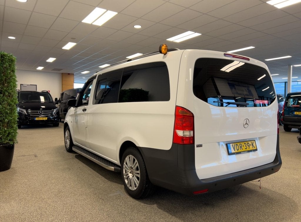 Mercedes-Benz Vito (bj 2017), Auto's, Mercedes-Benz, Stof, Gebruikt, Parkeersensor, Wit
