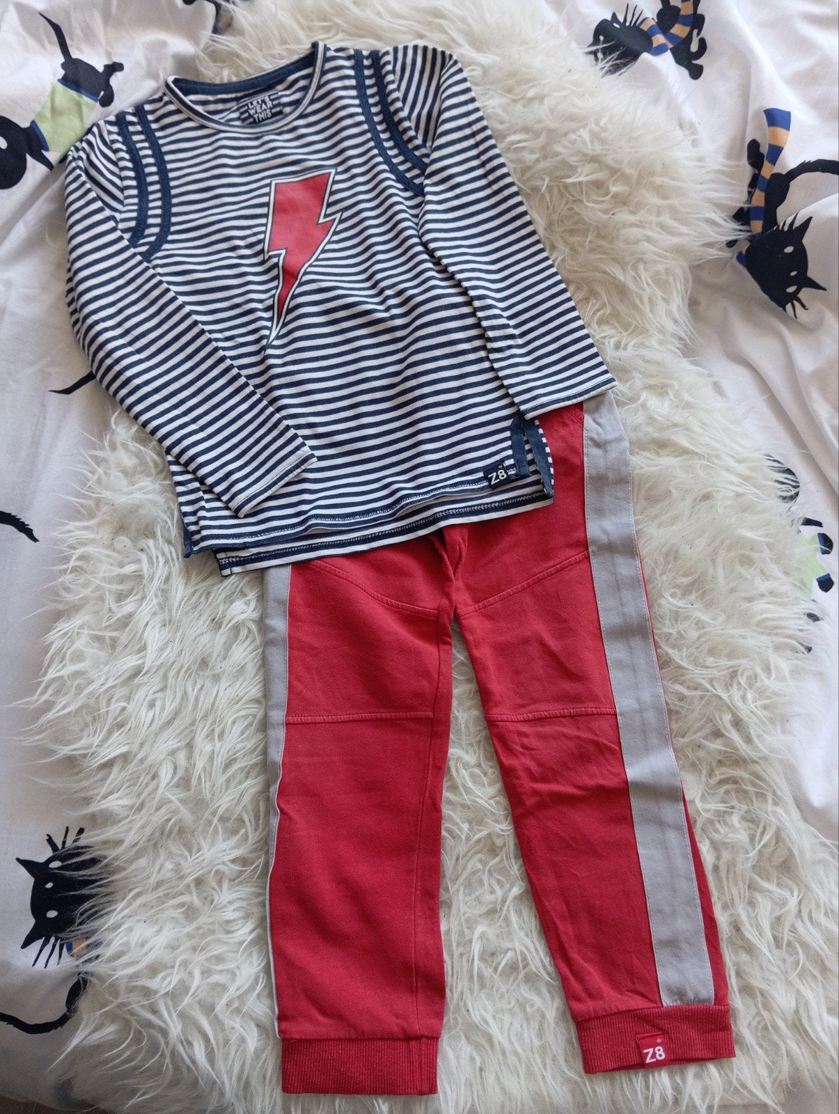 Z8 jongens set: comfortabele broek (122) & shirt (116/122), Ophalen of Verzenden, Z8, Jongen, Setje