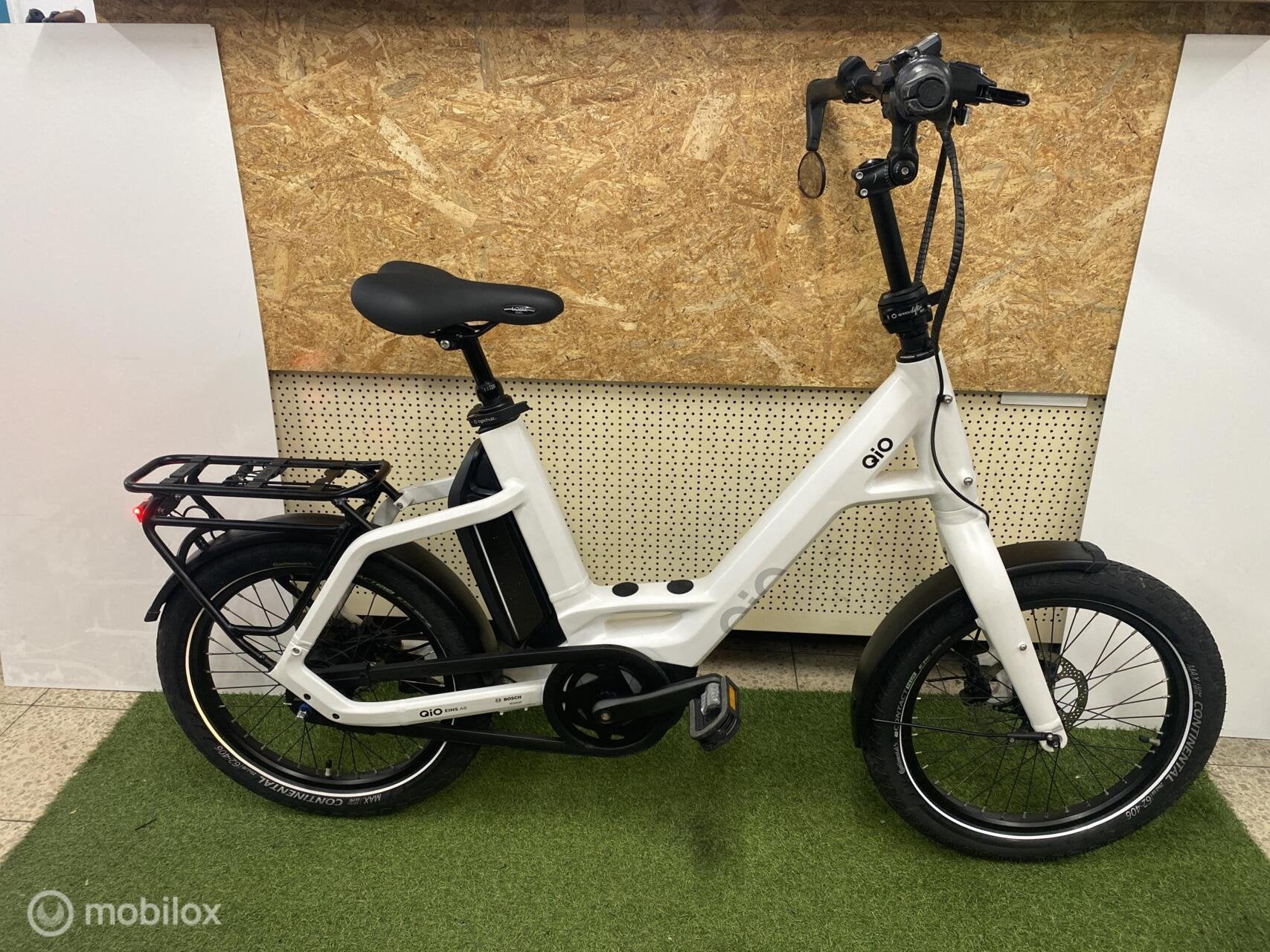 QIO EINS A8 2024 BOSCH MOTOR COMPACT ELEKTRISCHE FIETS 48 CM, Fietsen en Brommers, Overige merken, QIO, Zo goed als nieuw, QIO