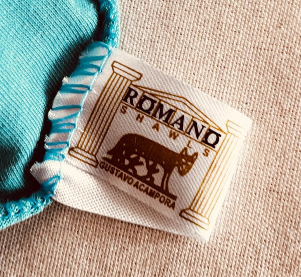 Romano Shawl van Gustavo Acampora met geknoopte kralenfranje, Ophalen, Gustavo Acampora Romano, Gedragen, Sjaal