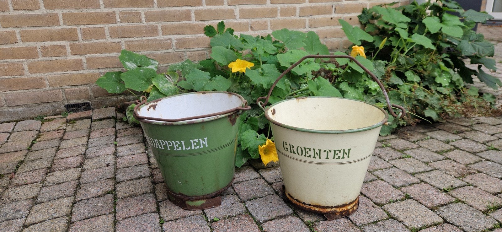 Vintage emaille emmers 'Groenten' en 'Aardappelen', Antiek en Kunst, Ophalen of Verzenden