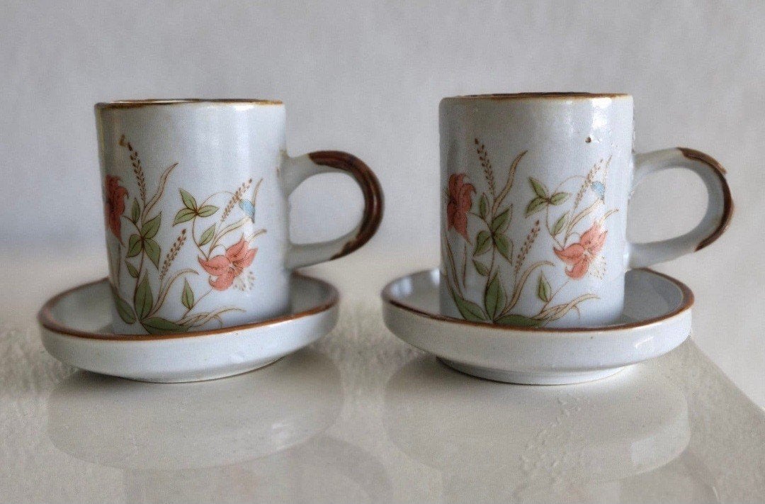Set van 2 vintage Japanse kopjes met schotels, bloemmotief, Ophalen of Verzenden