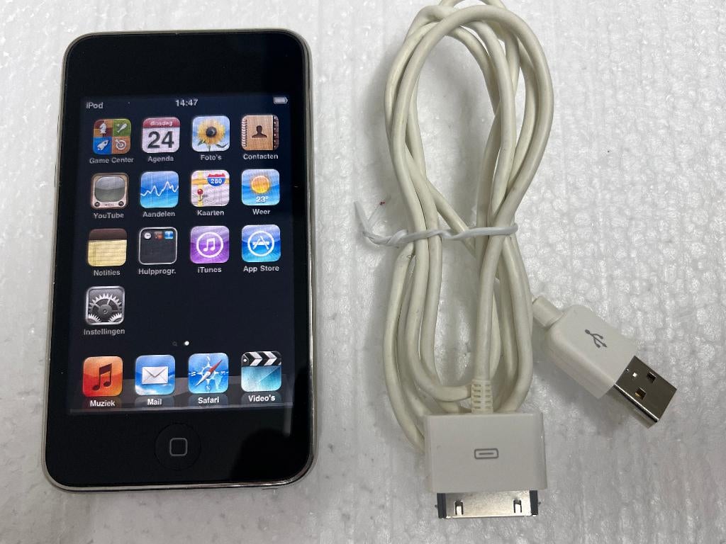 Apple iPod Touch 2e generatie 8GB inclusief kabel, Gebruikt, Touch, Zwart, Ophalen of Verzenden