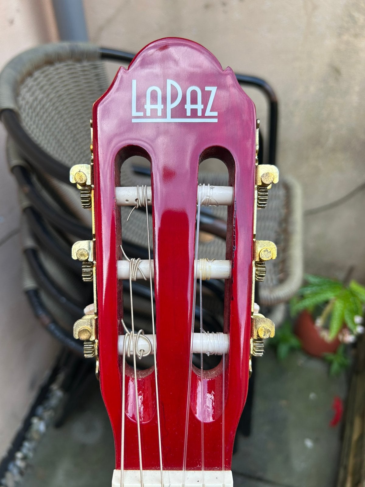 Foto 4 van Rode Lapaz gitaar