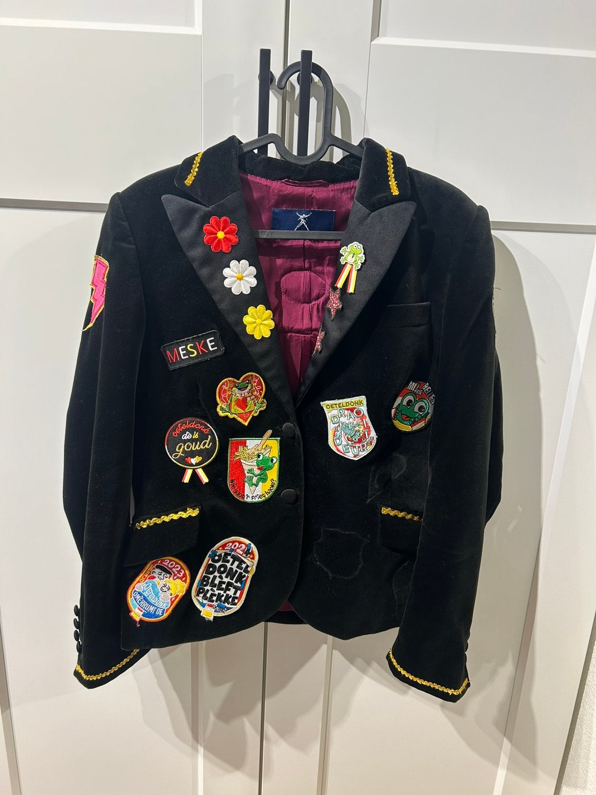 Oeteldonk jasje dames s, Carnaval, Ophalen of Verzenden, Zo goed als nieuw, Kleding