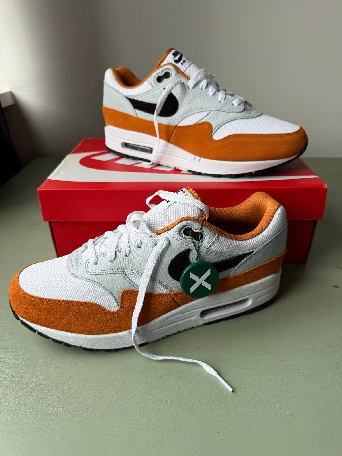 Nike Air Max 1 'Monarch' - Maat 45,5, Ophalen of Verzenden, Nieuw, Overige kleuren, Sneakers of Gympen