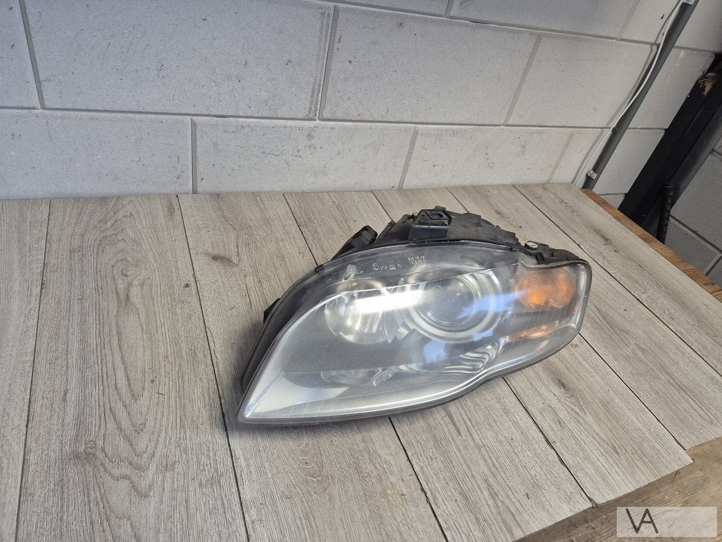 Koplamp XENON links voor Audi A4 2004 - 2008 schadevrij €100, Auto-onderdelen, Gebruikt, -, -, -