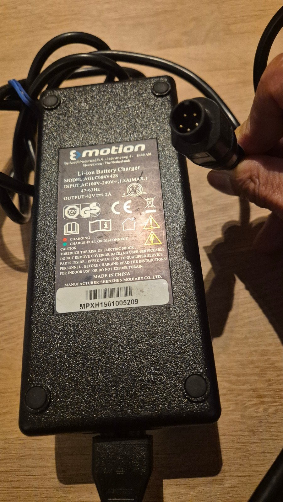 5-pins acculader voor Sparta en Batavus e-bikes, Gebruikt