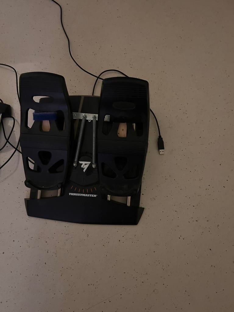 Thrustmaster T.Flight Rudder Pedals (TFRP) - Vliegsimulatie, Computers en Software, Joysticks, Ophalen of Verzenden, Zo goed als nieuw