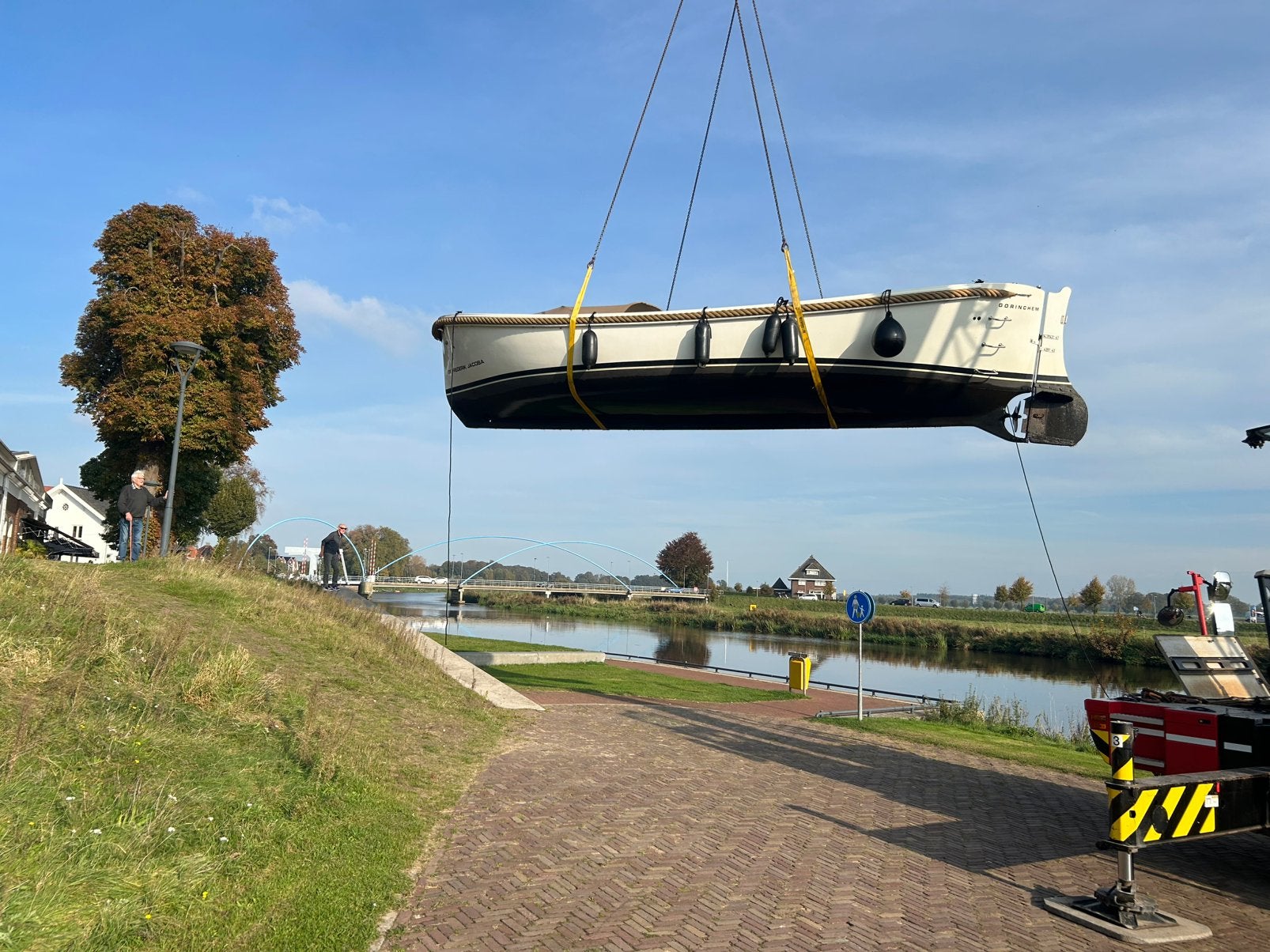 Recreatie Sloep 10,5 m jan van gent hull reddingssloep, Eén persoon