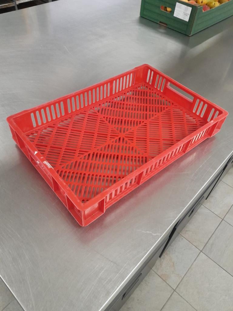 Rode plastic kratten, Ophalen of Verzenden, Krat, Minder dan 35 cm