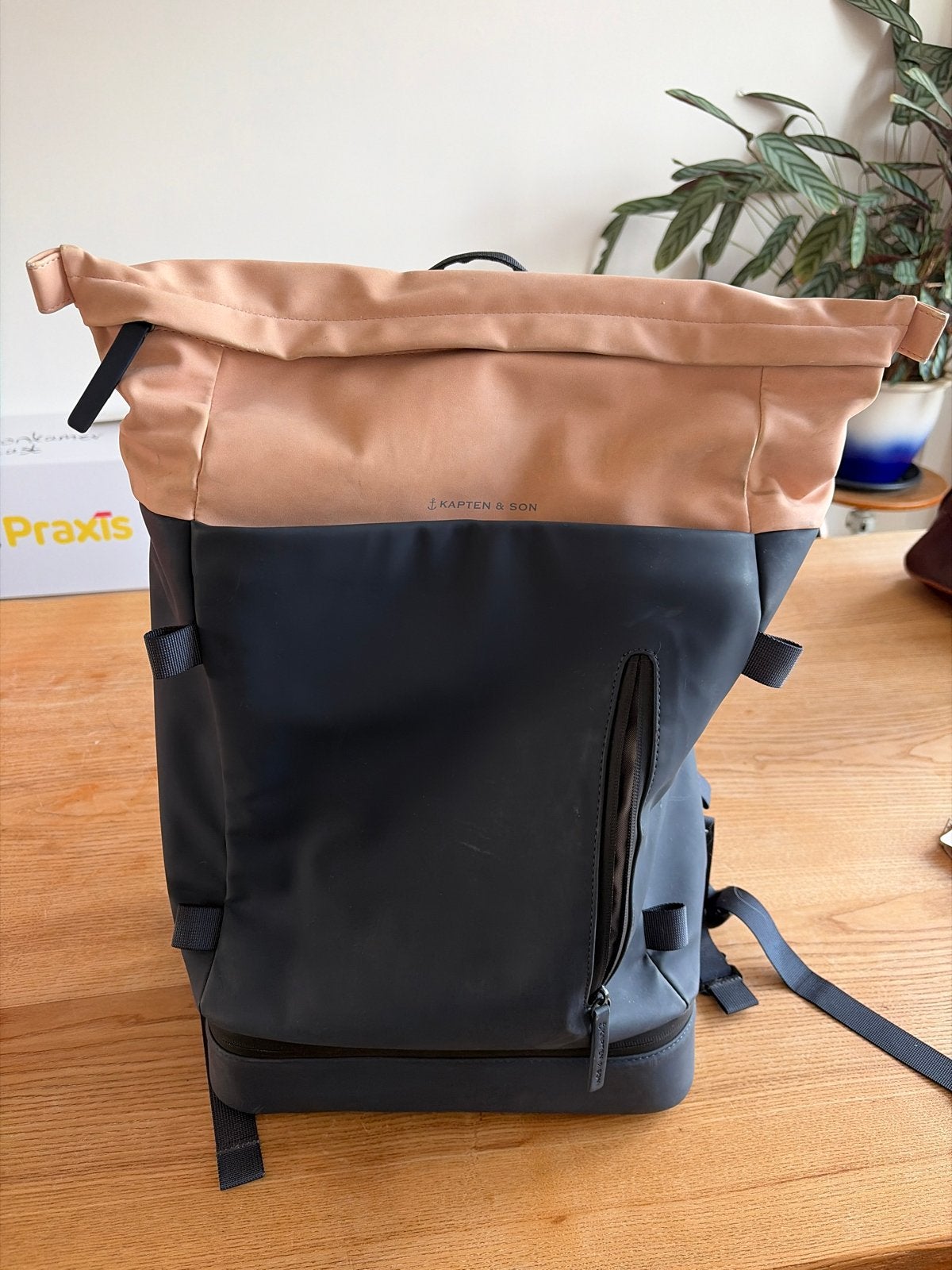 Kapten & Son Rugzak - Zwart/Roze Roll-Top Design, Sieraden, Tassen en Uiterlijk, 25 tot 40 cm, Zo goed als nieuw, Ophalen, Overige merken