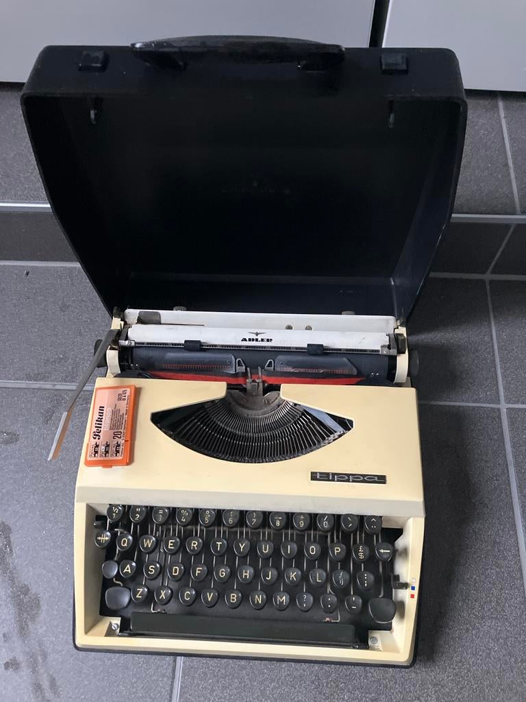 Vintage Tippa schrijfmachine, Ophalen, Gebruikt