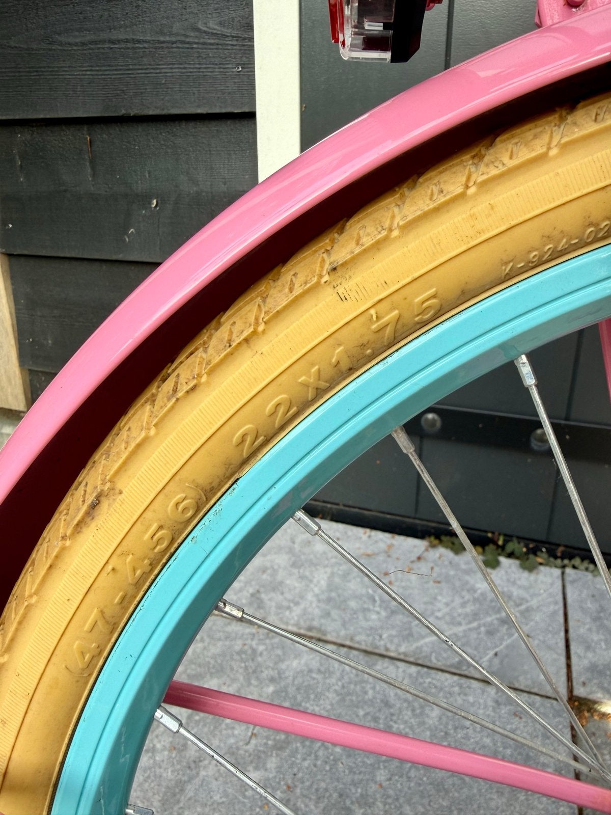Foto 3 van Popal Daily Dutch Bloom 22 inch supernette meisjesfiets mand