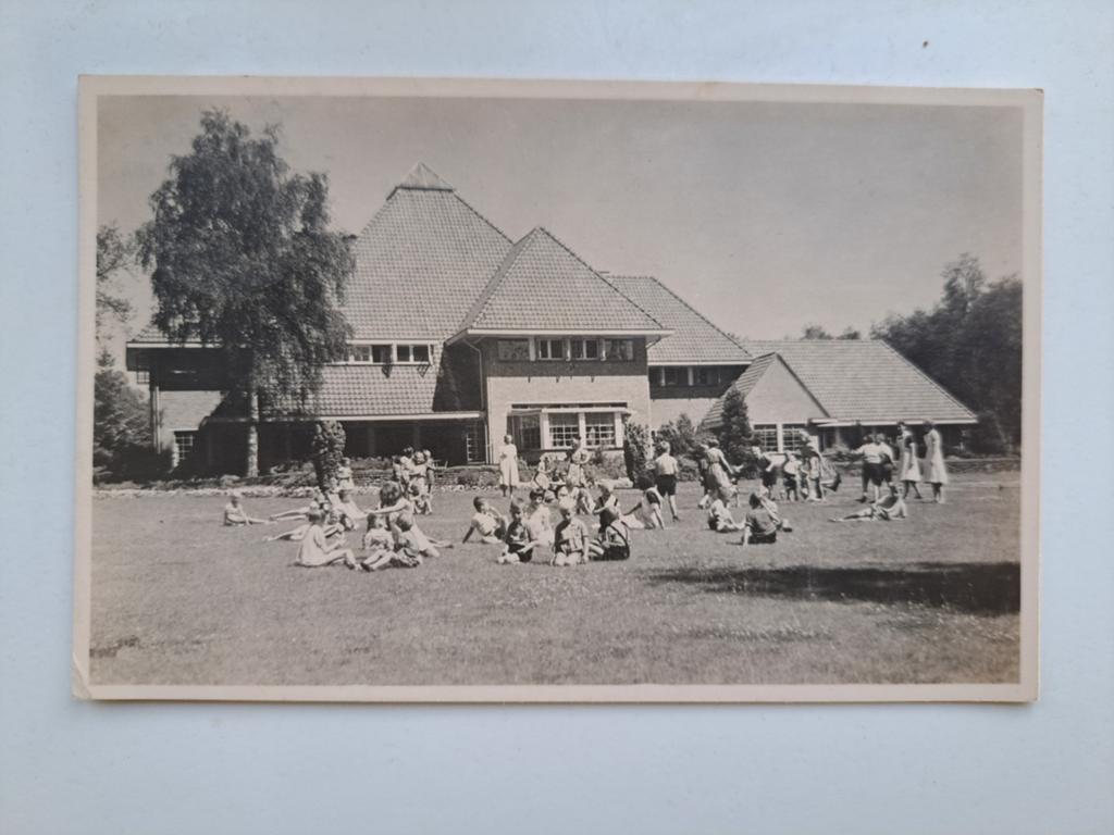 Nijmegen - Kinderhuis Villandry Nijmegen, Verzamelen, Ophalen of Verzenden, Gelderland