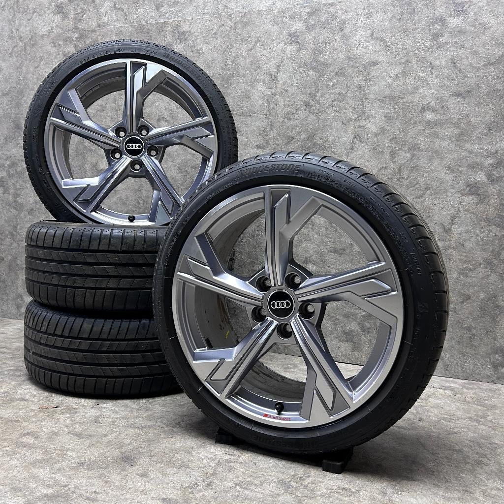 18 inch originele velgen + zomerbanden Audi A3 S3 8Y, Gebruikt, Banden en Velgen, Ophalen of Verzenden, Personenwagen